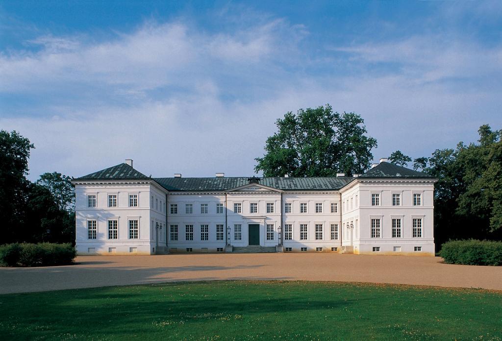Hotel Schloss Neuhardenberg Eksteriør billede